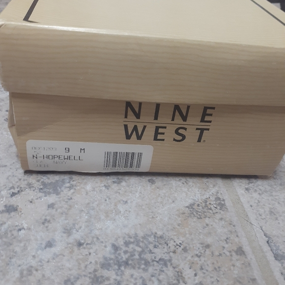 Shoes - Picture 3 of 3